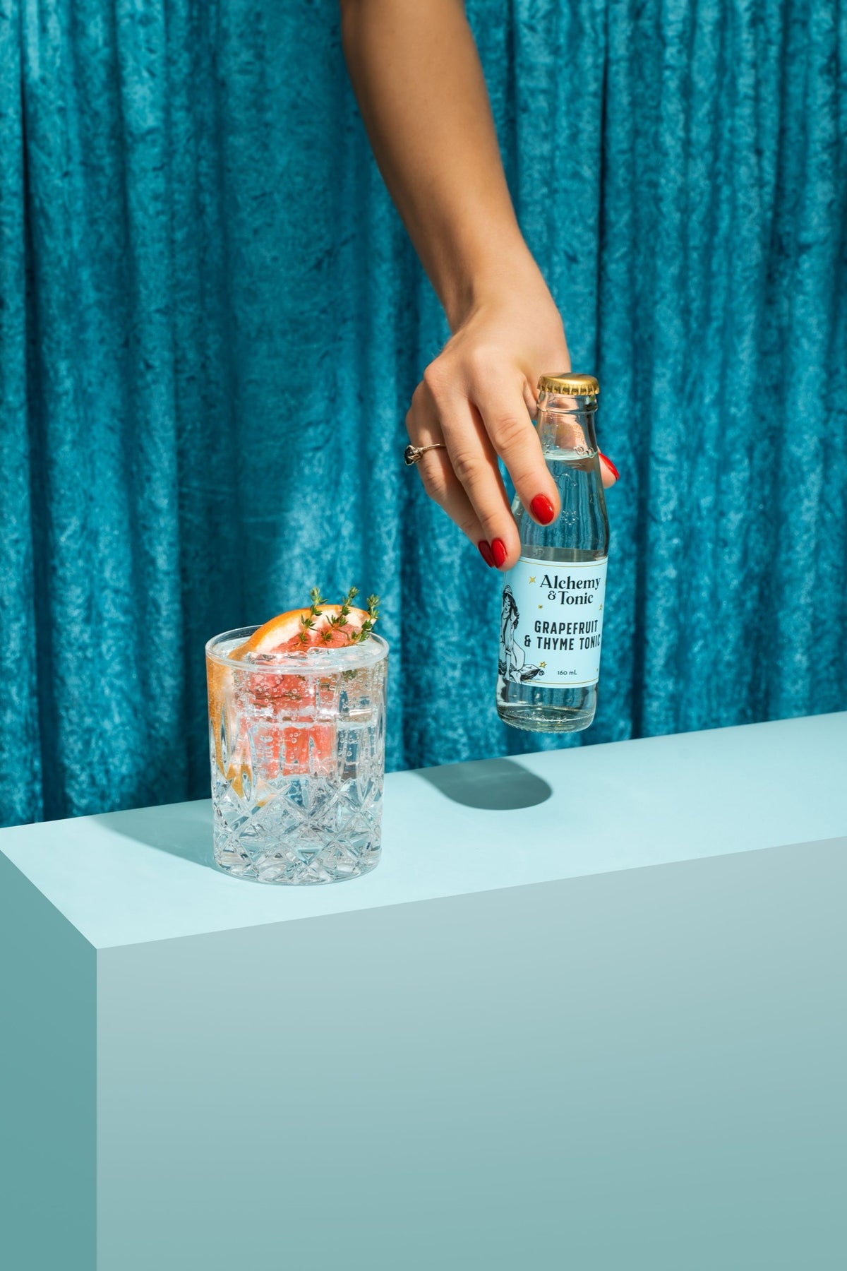 Alchemy & Tonic - Grapefruit & Thyme Tonic — image 2 | Premium Liquor NZ