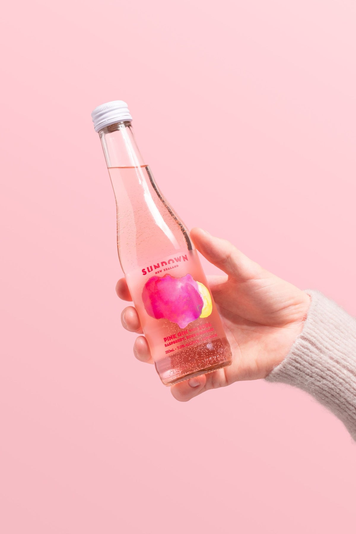 Sundown Pink Gin with Soda + Raspberry + Rose & Rhubarb — image 4 | Premium Liquor NZ